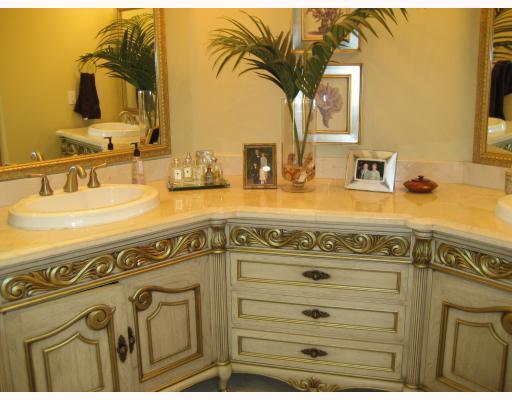 7310 Erwin Road Miami, FL 33143 - Photo 14 of 16