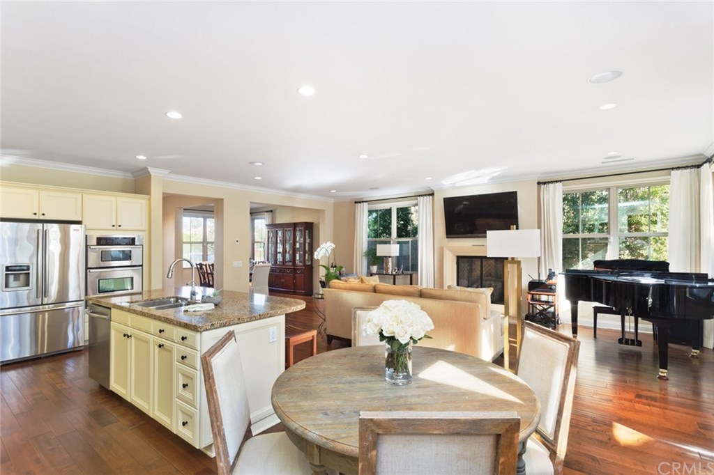 56 Twin Gables Irvine, CA 92620 - Photo 5 of 24