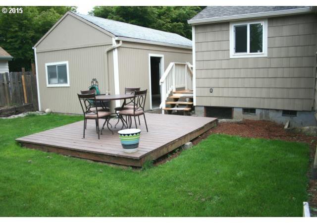 5405 Southwest Taylors Ferry Road Portland, OR 97219 - Photo 2 of 16