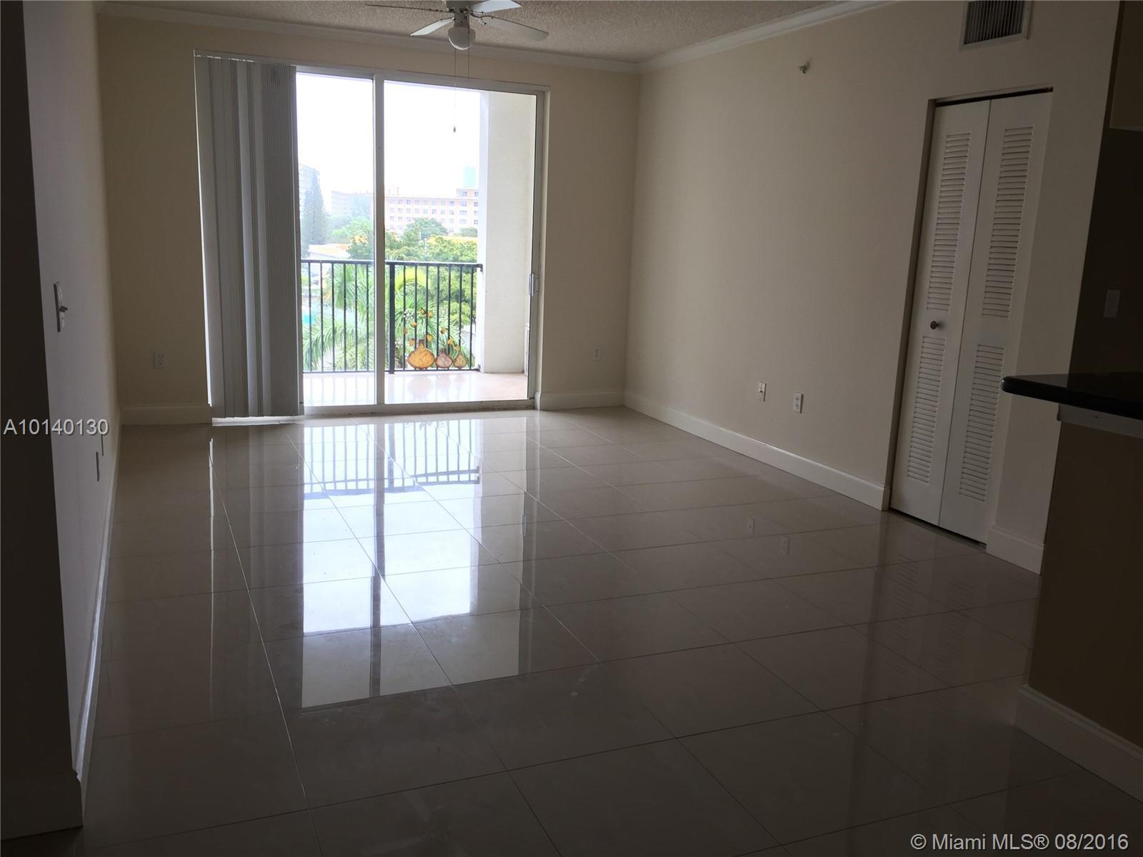 17150 North Bay Road, Unit 2511 Sunny Isles Beach, FL 33160 - Photo 2 of 19