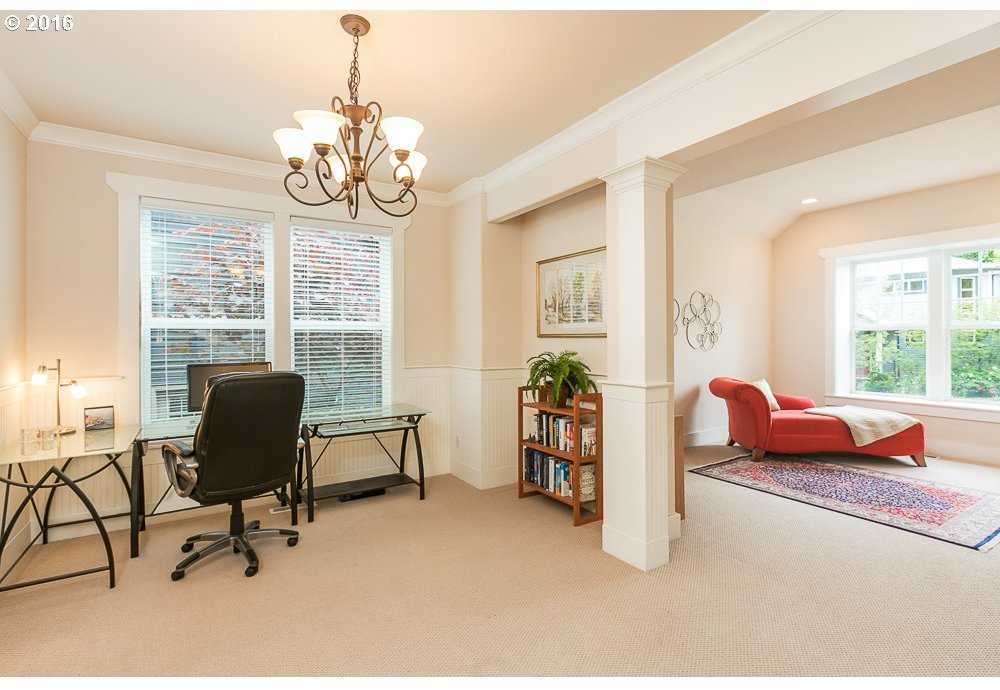 1139 Northwest Mayfield Road Portland, OR 97229 - Photo 5 of 26 Gallery Image 5