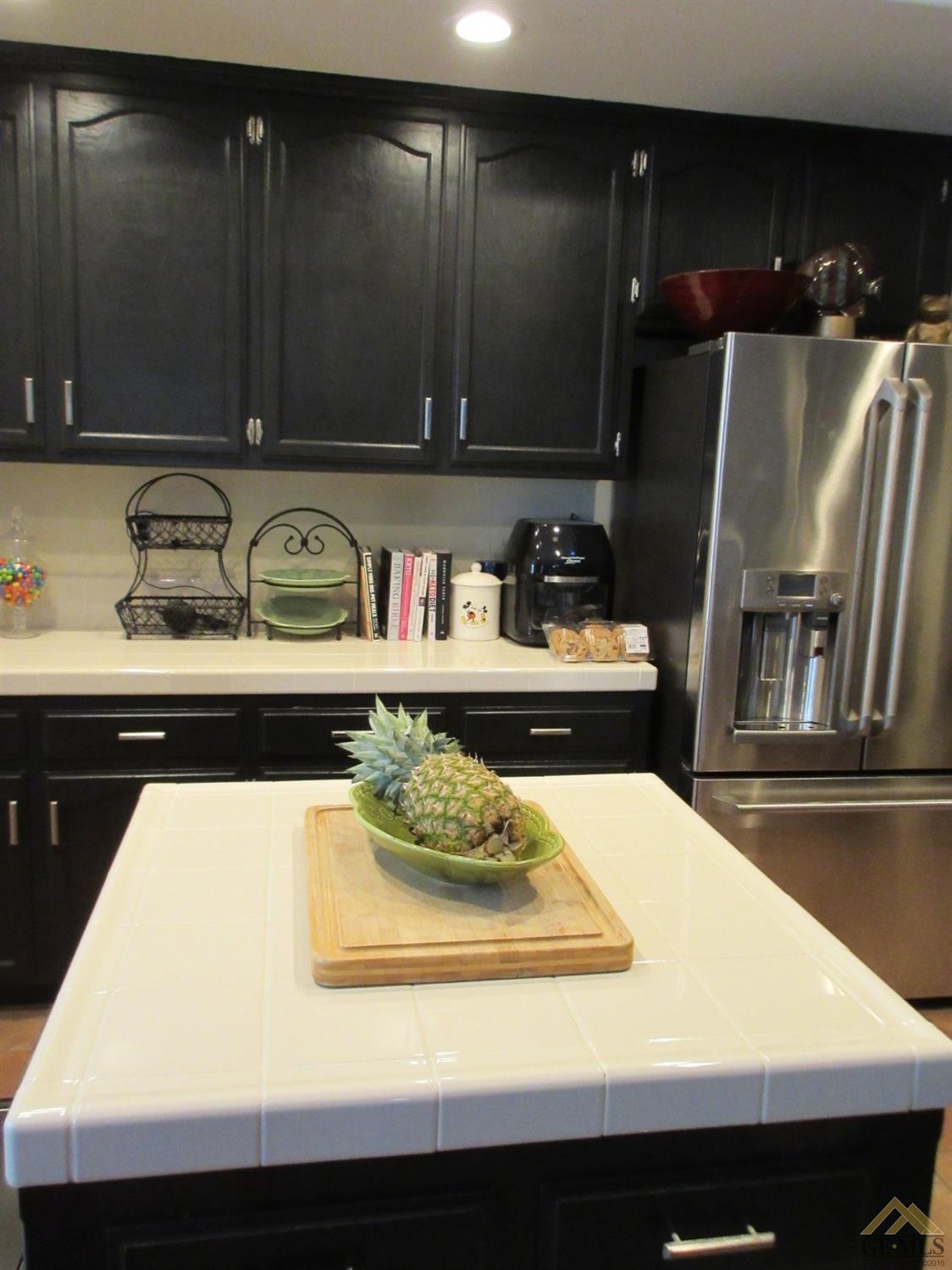 5707 Summer Country Drive Bakersfield, CA 93313 - Photo 10 of 27