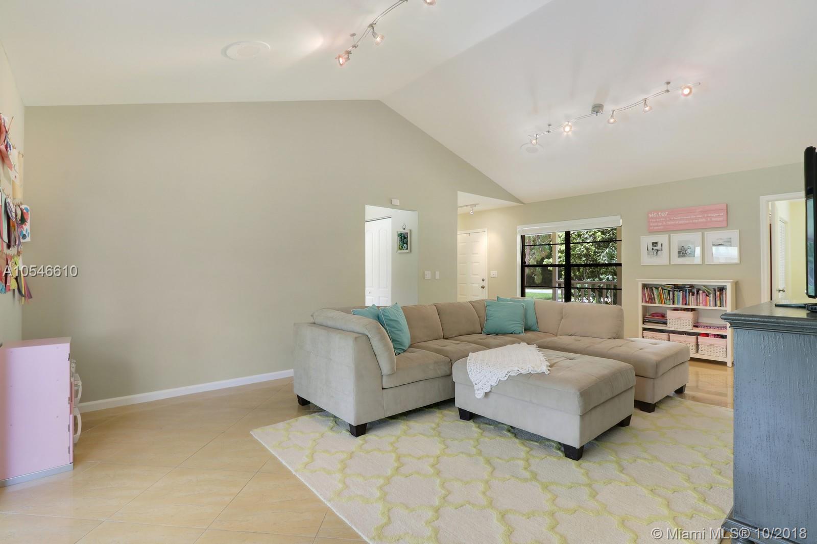 1392 Southeast Colony Way Jupiter, FL 33478 - Photo 2 of 7