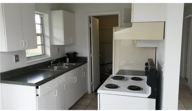 Richmond Heights Miami, FL 33176 - Photo 4 of 6