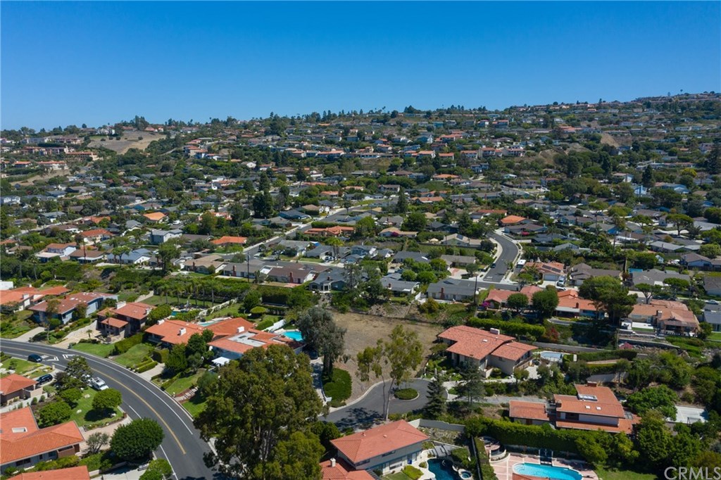 2004 Muros Place Palos Verdes Estates, CA 90274 - Photo 13 of 18