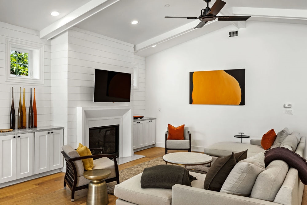 746 Devonshire Drive Encinitas, CA 92024 - Photo 6 of 16