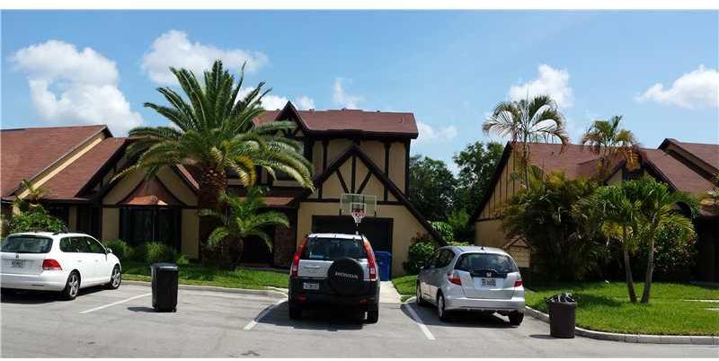 Springtree Lakes Sunrise, FL 33351 - Photo 2 of 28