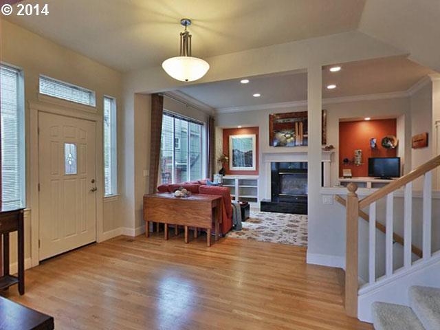 2378 Northwest Raleigh Street, Unit 11 Portland, OR 97210 - Photo 13 of 16 Gallery Image 13