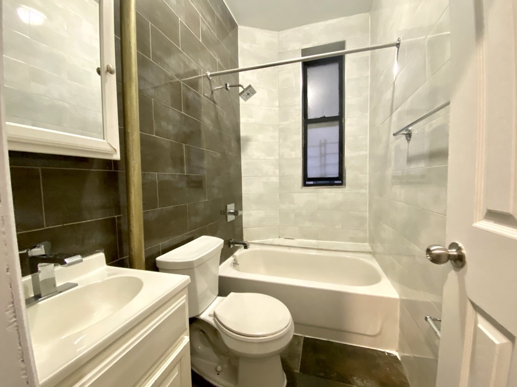 571 West 159th Street, Unit 1 Manhattan, NY 10032 - Photo 7 of 7