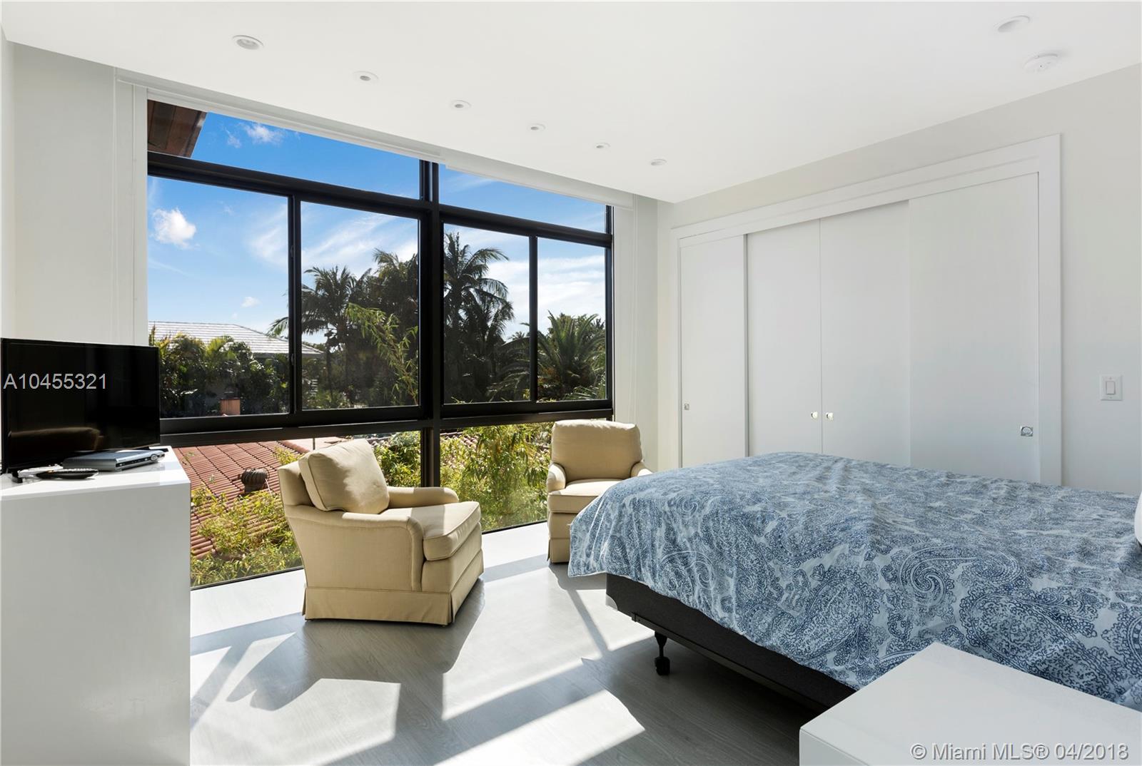 265 Harbor Drive Key Biscayne, FL 33149 - Photo 16 of 36