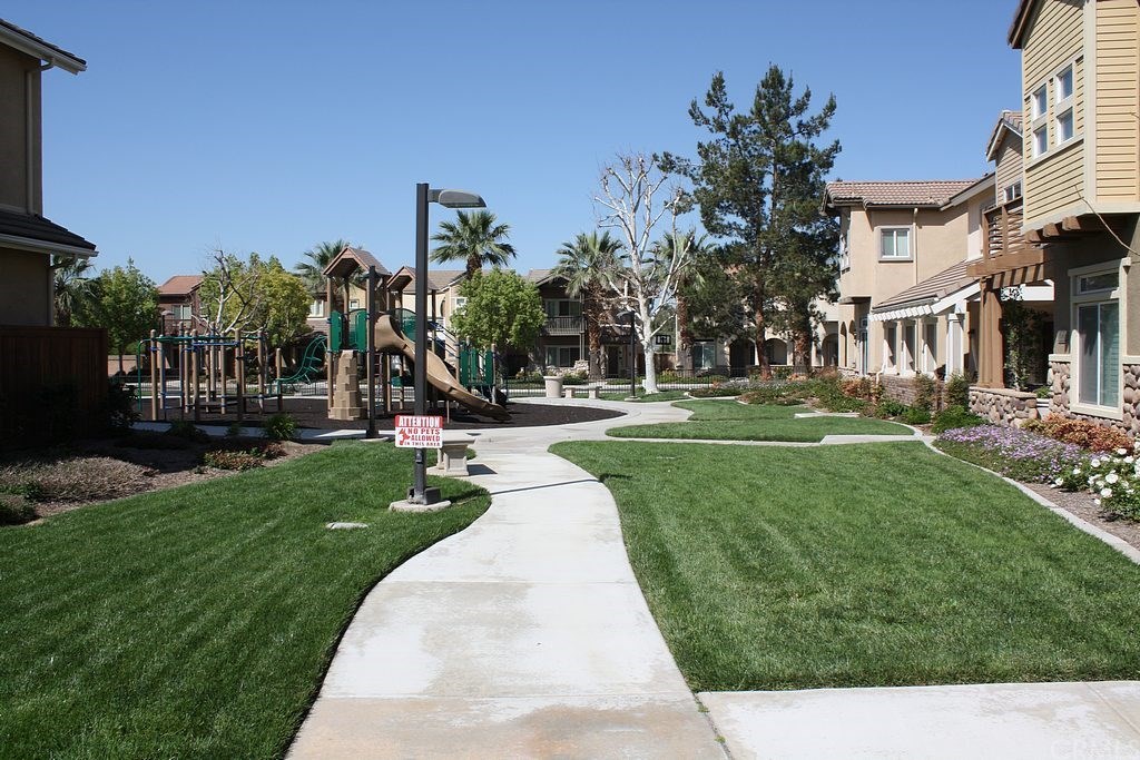 4980 Arborwood Lane Riverside, CA 92504 - Photo 3 of 33