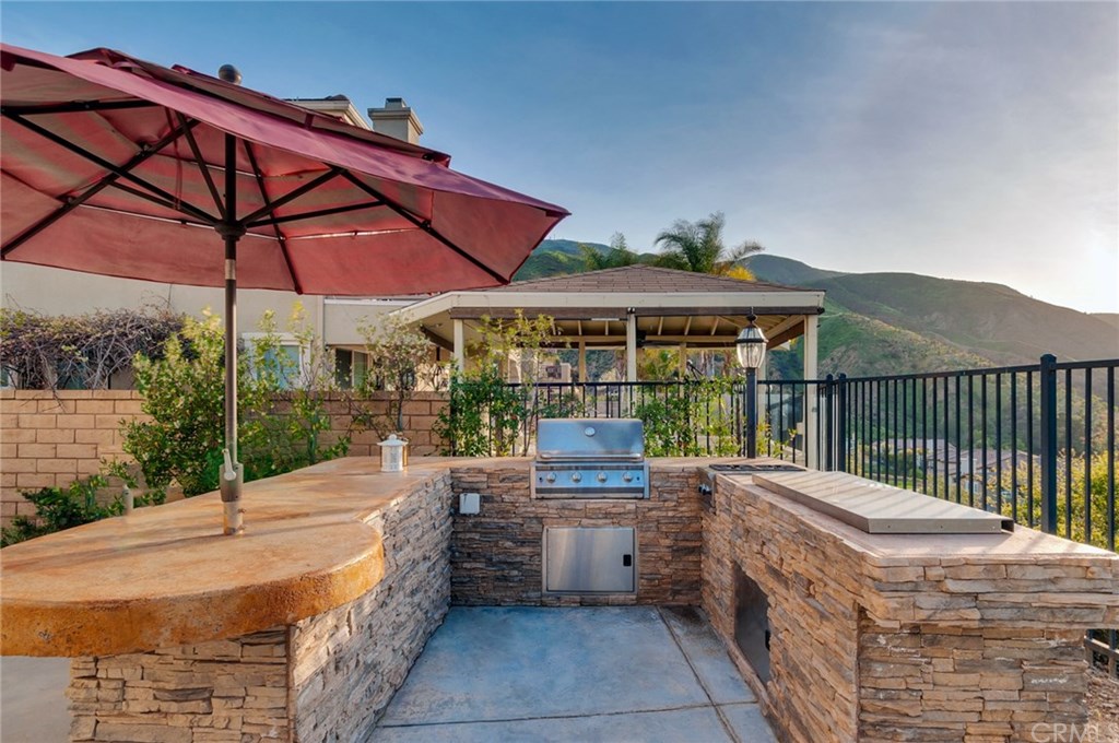 2106 Saltbush Circle Corona, CA 92882 - Photo 19 of 62