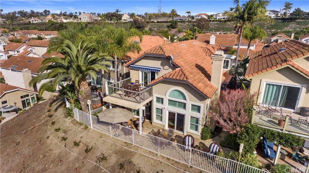 28 Finca San Clemente, CA 92672 - Photo 3 of 35