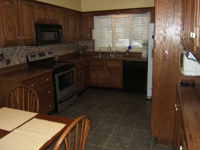 4523 Fair Meadow Road Memphis, TN 38117 - Photo 4 of 9