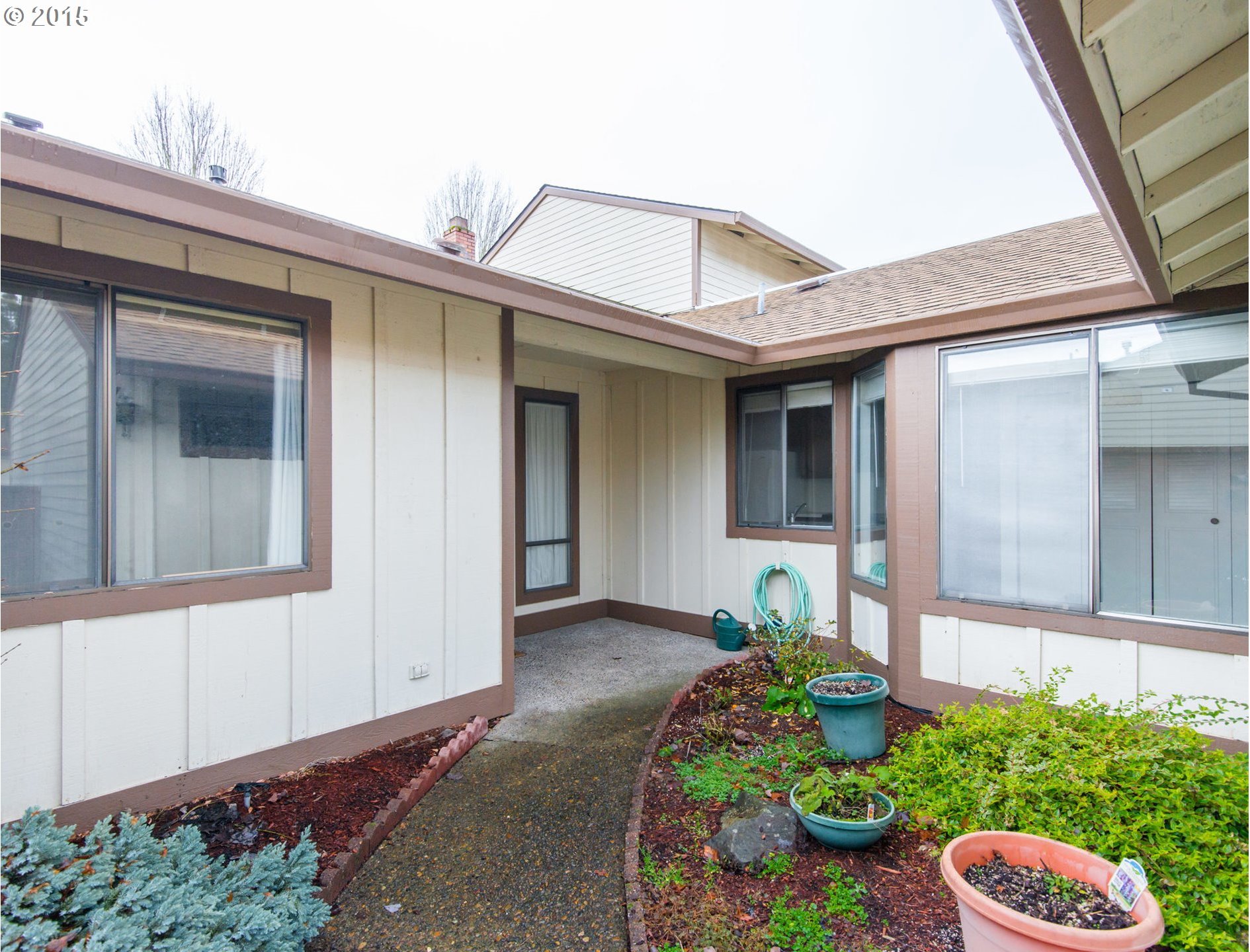 10310 Southwest Greenleaf Terrace Tigard, OR 97224 - Photo 2 of 14