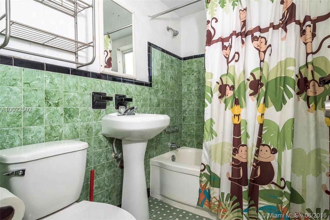 320 86th Street, Unit 1 Miami Beach, FL 33141 - Photo 16 of 20