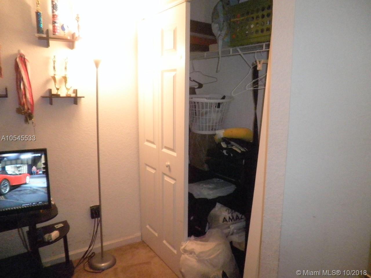 2015 Nassau Drive, Unit 2015 Riviera Beach, FL 33404 - Photo 33 of 51