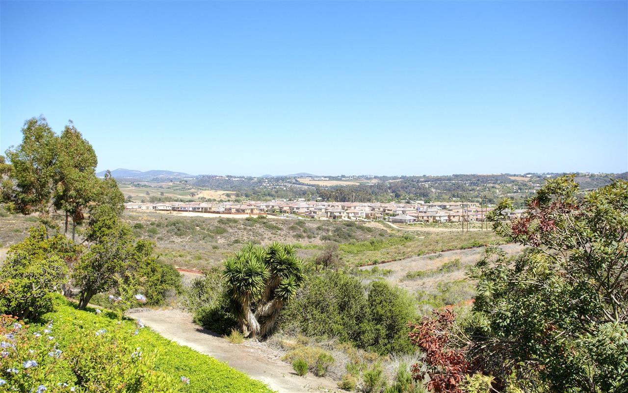 4773 Gateshead Road Carlsbad, CA 92010 - Photo 4 of 23 Gallery Image 4
