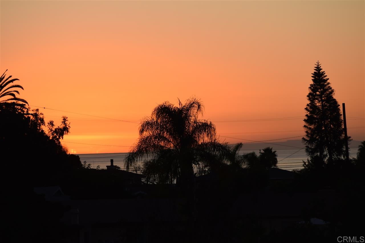 162 South Rancho Santa Fe Road Encinitas, CA 92024 - Photo 1 of 7