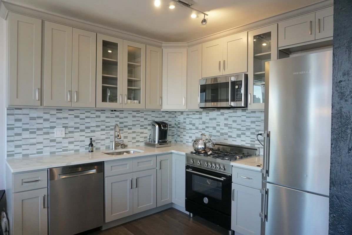 418 East 59th Street, Unit 35A Manhattan, NY 10022 - Photo 3 of 9