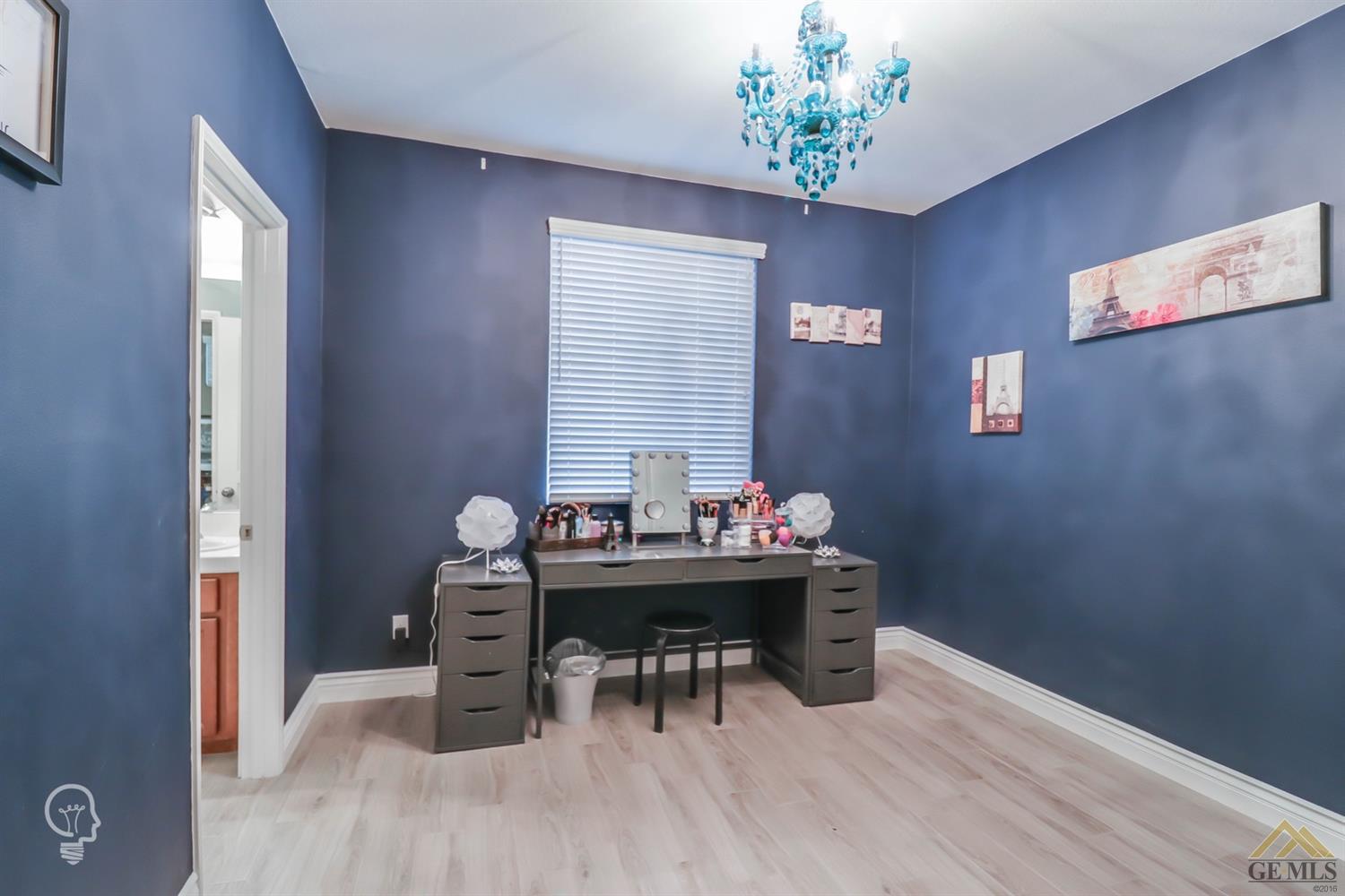 10815 Mountainside Drive Bakersfield, CA 93306 - Photo 19 of 35