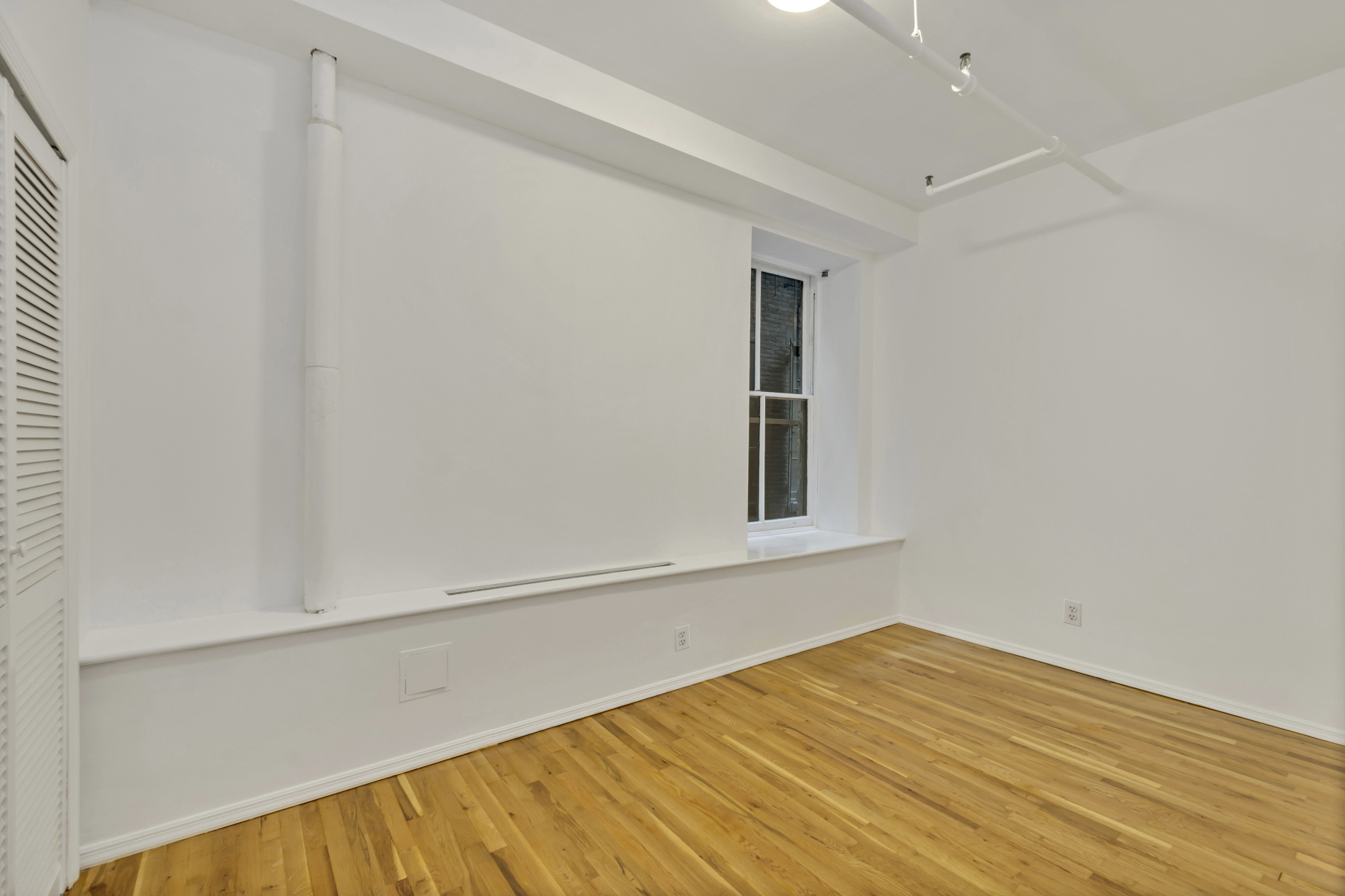 149 Spring Street, Unit 3 Manhattan, NY 10012 - Photo 8 of 9