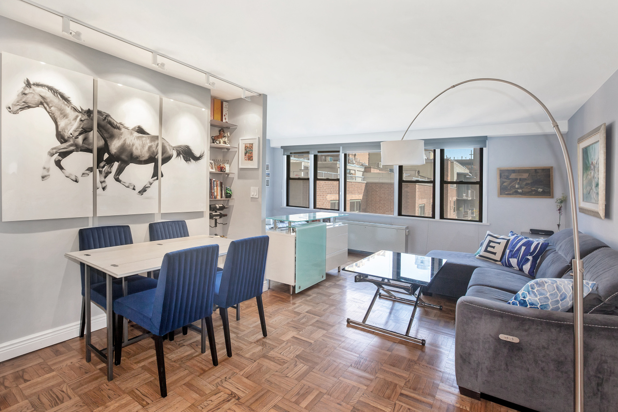 201 East 21st Street, Unit 8H Manhattan, NY 10010 - Photo 2 of 6