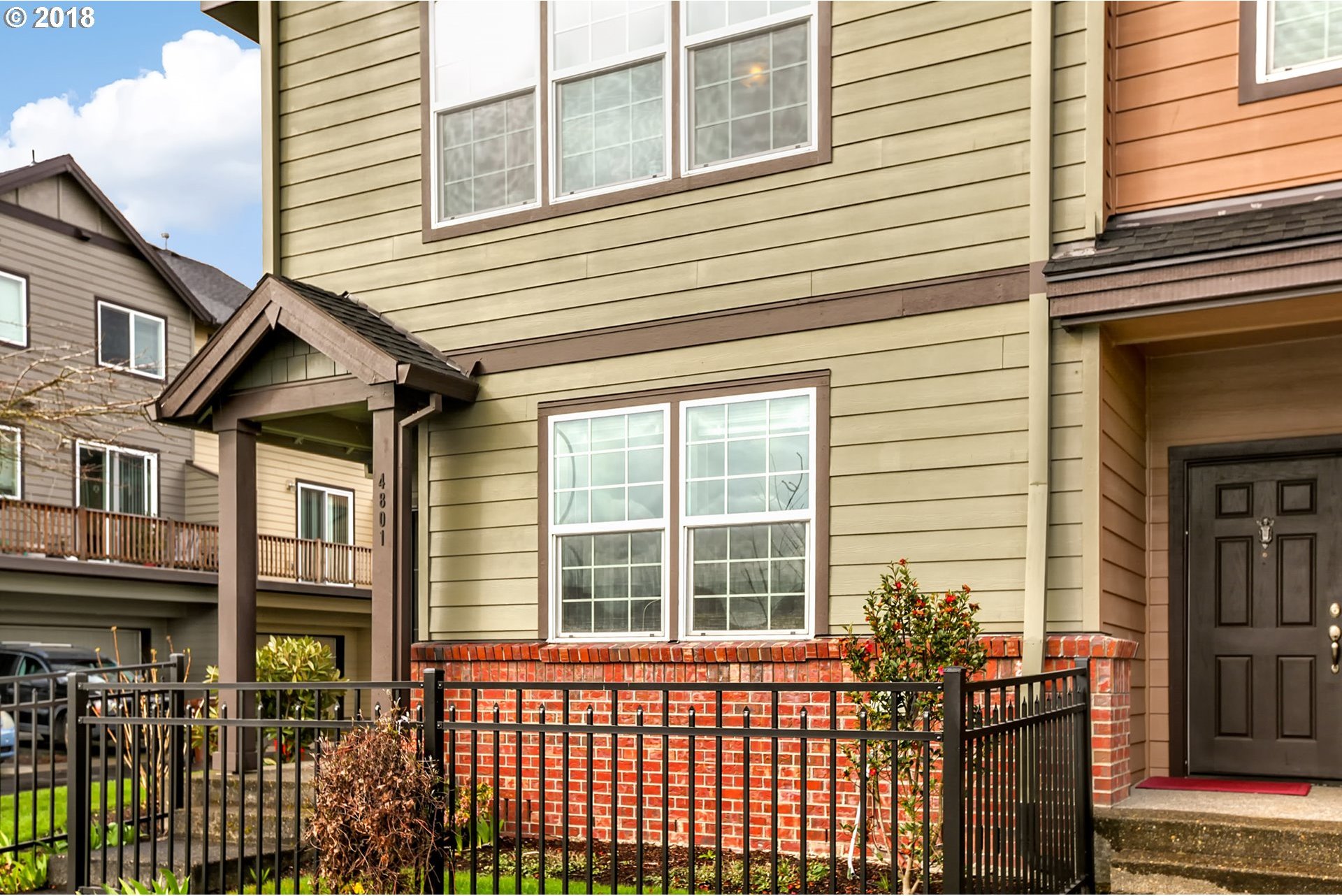 4801 Southeast Davis Road Hillsboro, OR 97123 - Photo 3 of 32 Gallery Image 3