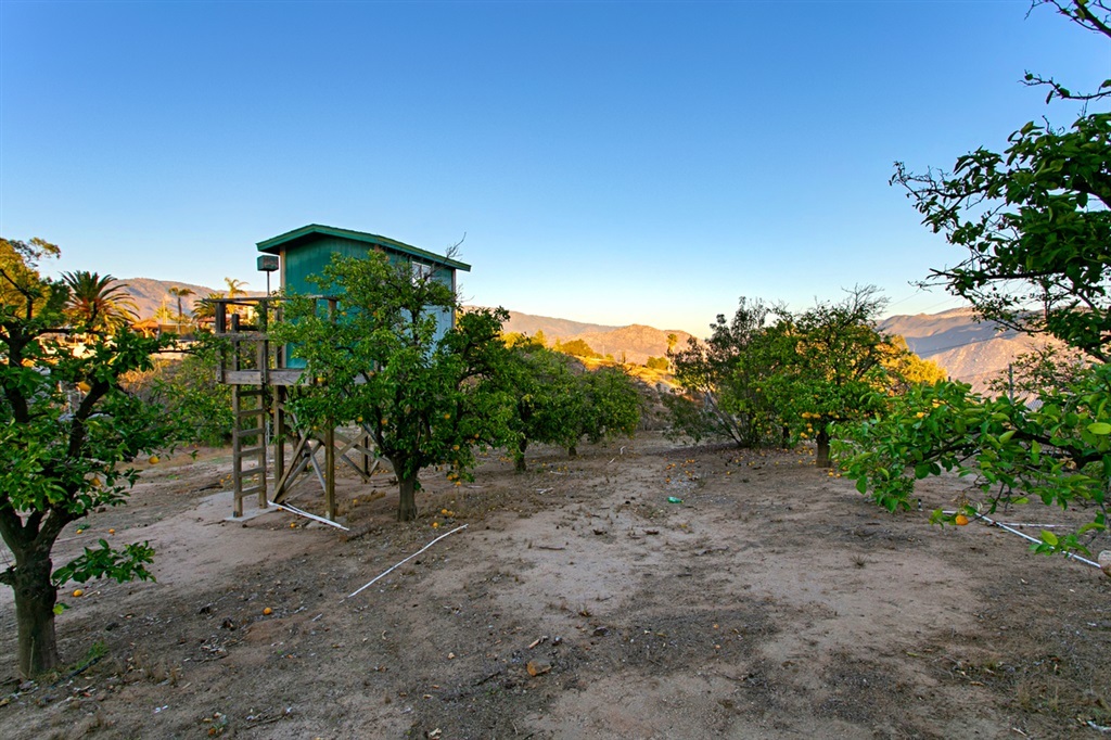 30255 The Yellow Brick Road Valley Center, CA 92082 - Photo 17 of 20 Gallery Image 17