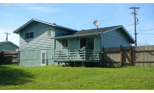 2649 Ridgeway Drive Reedsport, OR 97467 - Photo 4 of 16 Gallery Image 4
