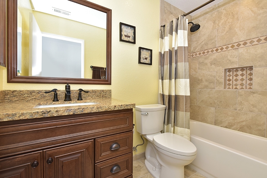 720 Hollowglen Road Oceanside, CA 92057 - Photo 10 of 13 Gallery Image 10