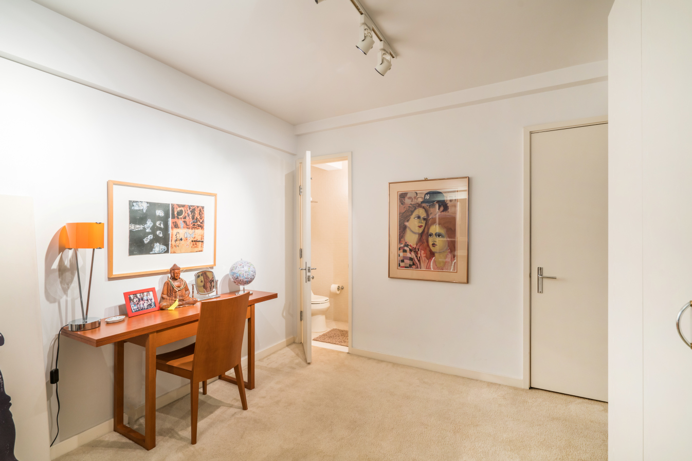 45 West 54th Street, Unit 2E Manhattan, NY 10019 - Photo 6 of 7