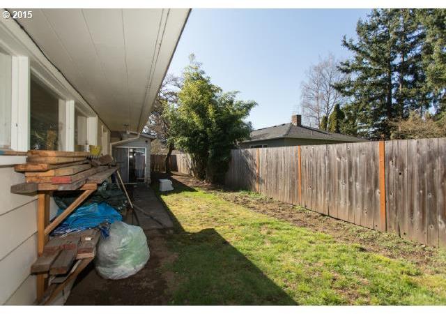 1306 Filbert Street Forest Grove, OR 97116 - Photo 11 of 16 Gallery Image 11