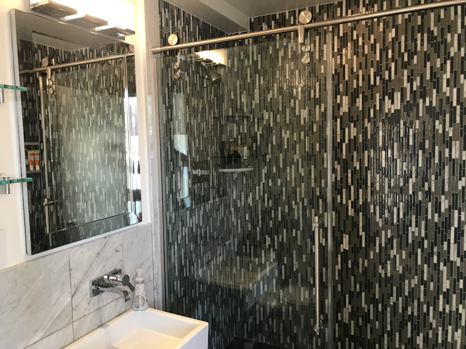 242 East 25th Street, Unit 12B Manhattan, NY 10010 - Photo 7 of 10