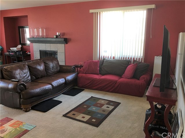 692 Apache Street San Jacinto, CA 92582 - Photo 12 of 36