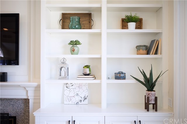 7 Hillsborough Newport Beach, CA 92660 - Photo 2 of 32