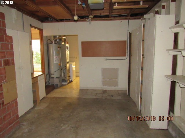 2190 Umpqua Road Woodburn, OR 97071 - Photo 21 of 23 Gallery Image 21