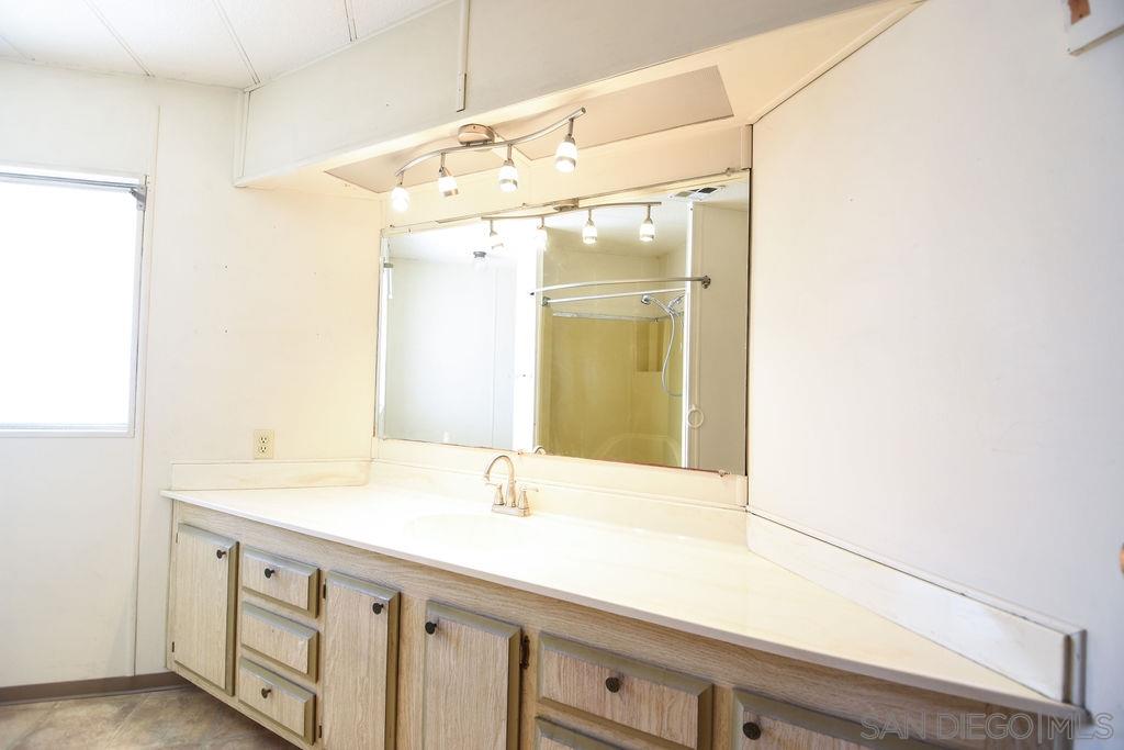 1815 Sweetwater Road Spring Valley, CA 91977 - Photo 14 of 24 Gallery Image 14