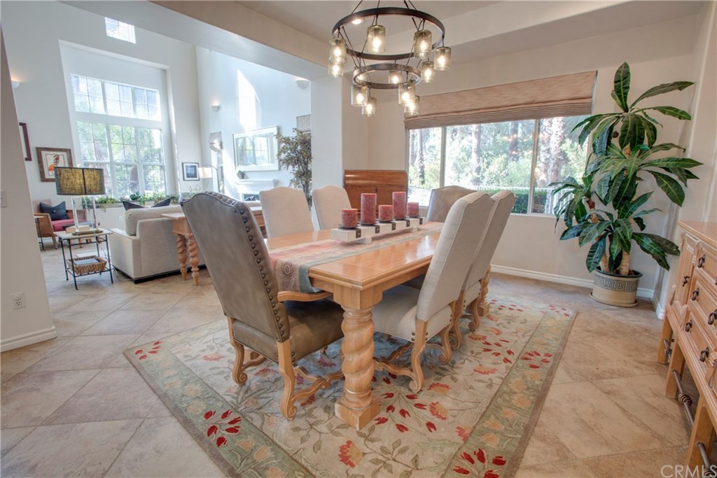 203 Franklin Avenue Redlands, CA 92373 - Photo 4 of 30