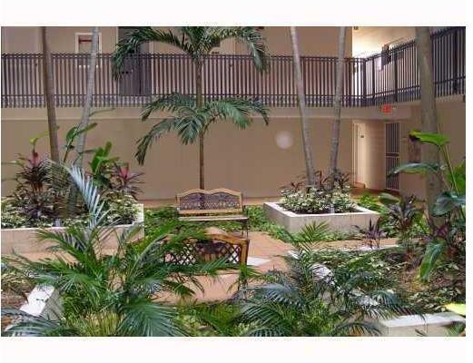 100 Ocean Ln Drive, Unit 403 Key Biscayne, FL 33149 - Photo 4 of 6