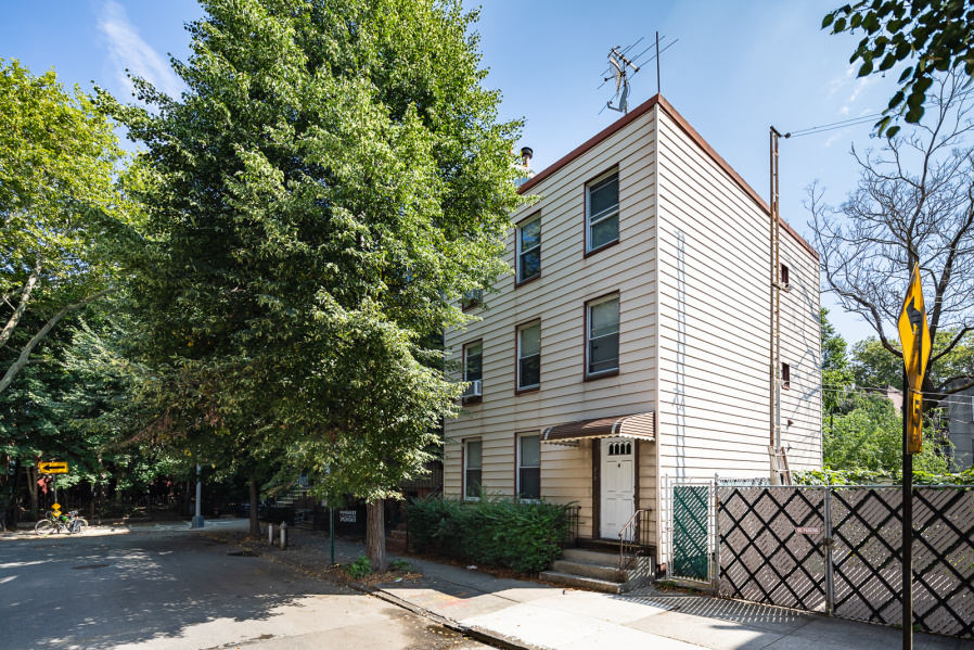 212 Guernsey Street Brooklyn, NY 11222 - Photo 1 of 1