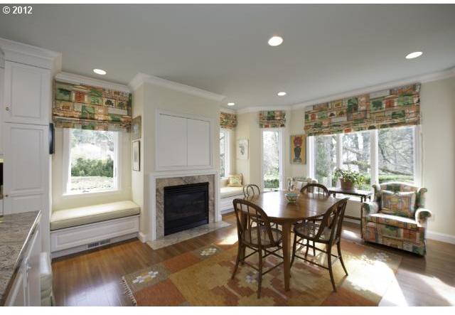 11665 South Military Road Portland, OR 97219 - Photo 3 of 13 Gallery Image 3