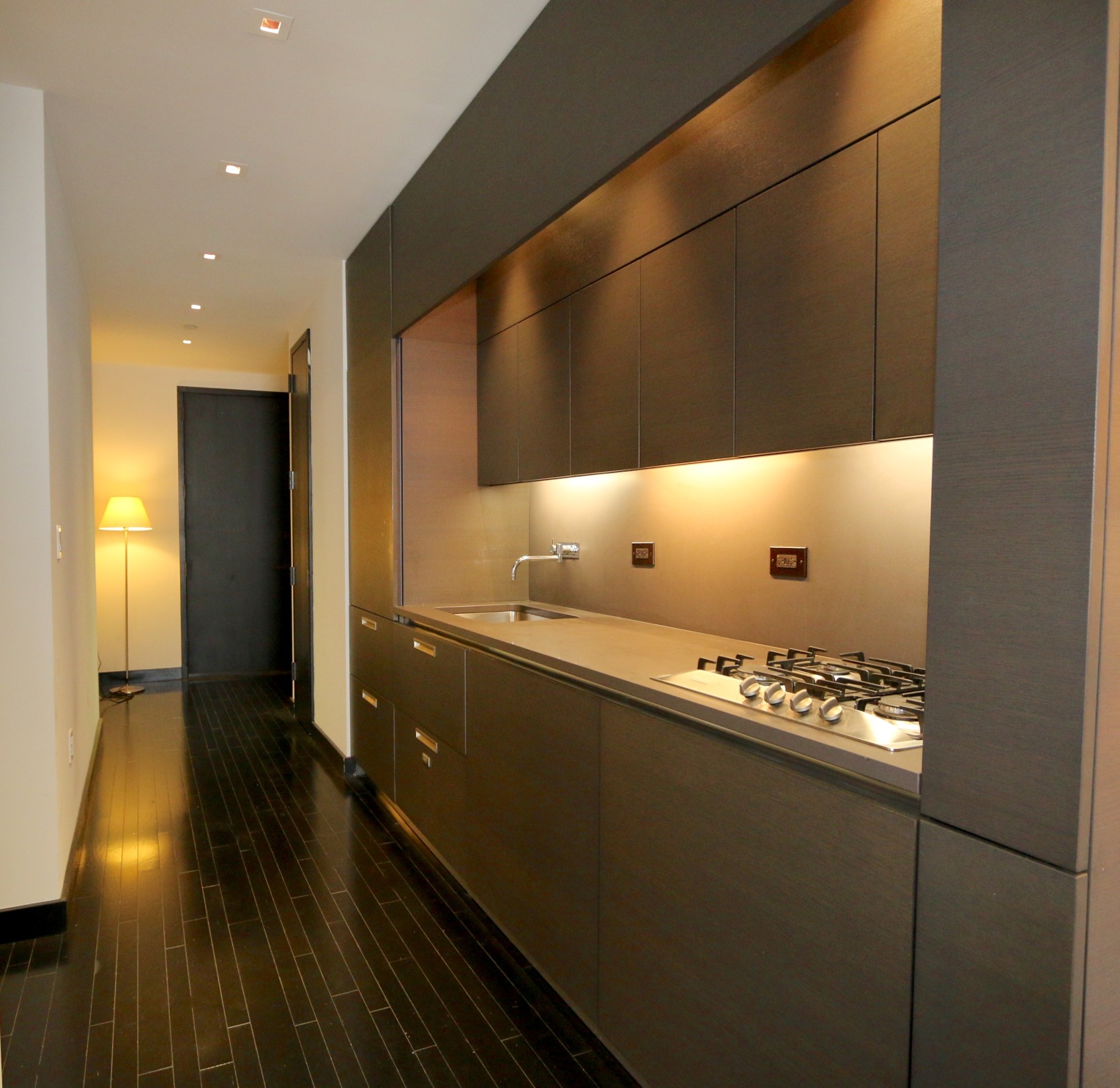 20 Pine Street, Unit 1707 Manhattan, NY 10005 - Photo 3 of 10