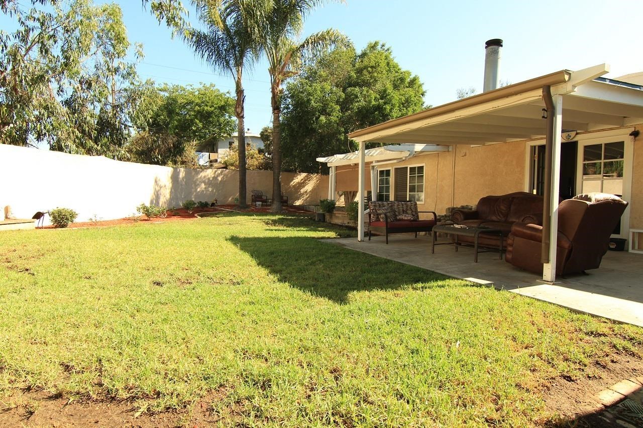 1361 Bluegrass Road Vista, CA 92083 - Photo 18 of 19