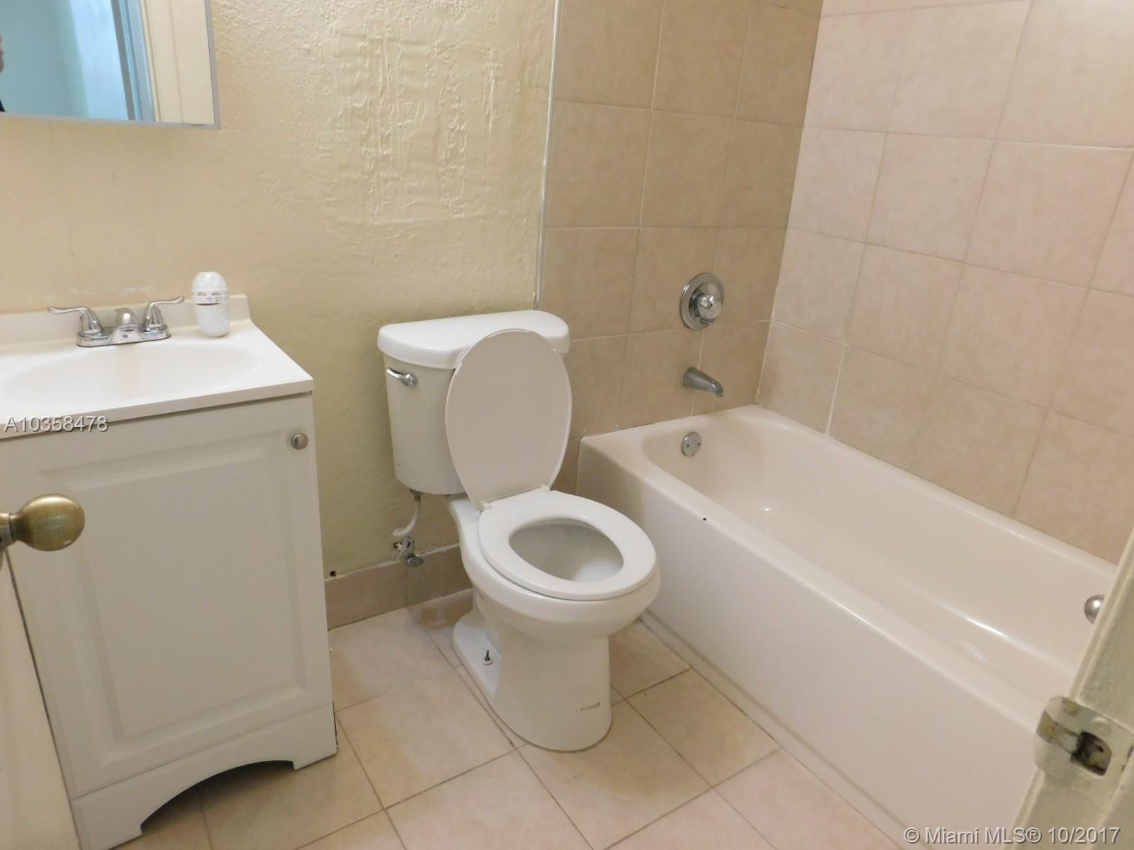 3220 Northwest 47th Street, Unit B Miami, FL 33142 - Photo 12 of 12