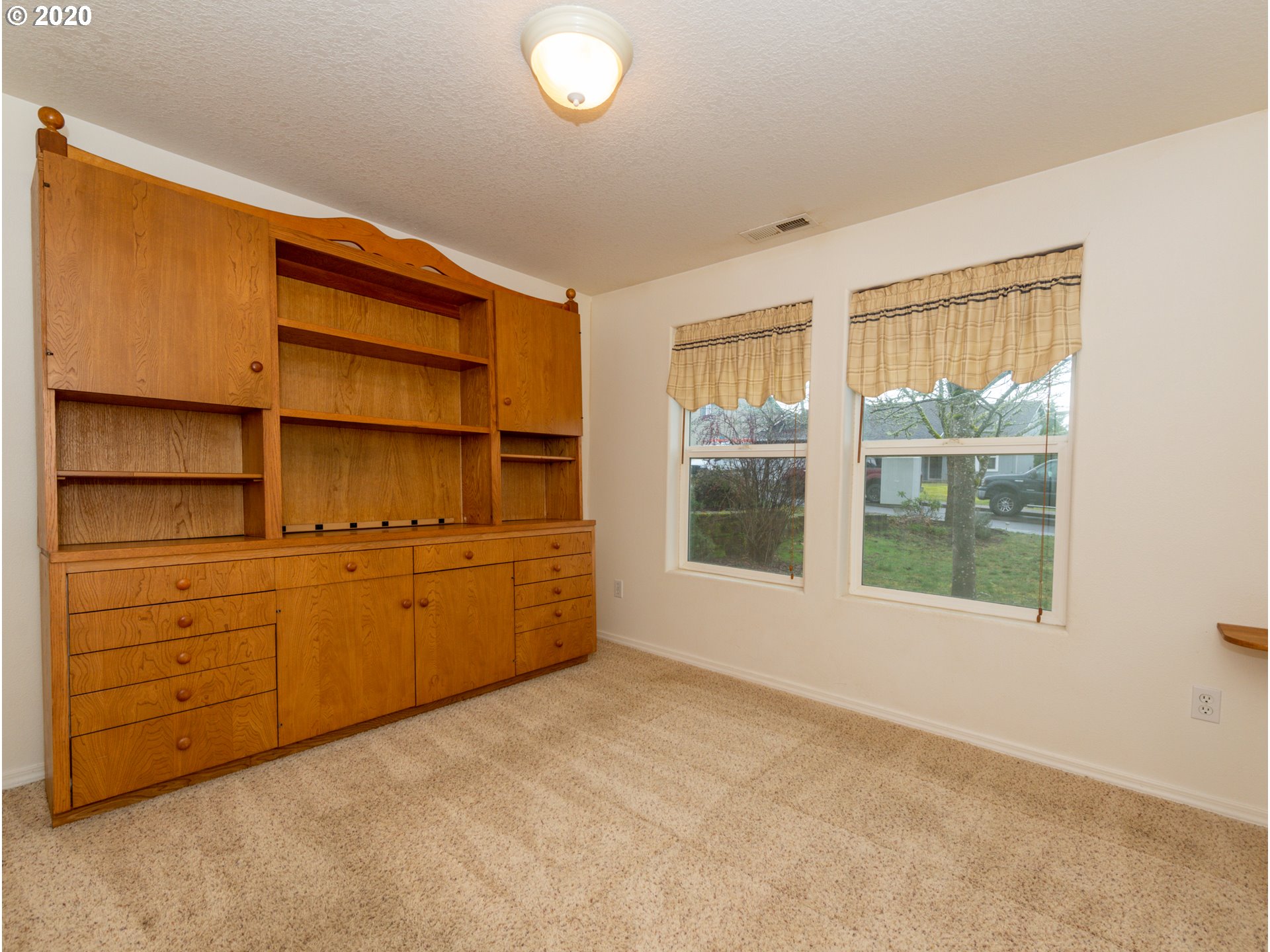 1835 South 61st Street Springfield, OR 97478 - Photo 22 of 32 Gallery Image 22
