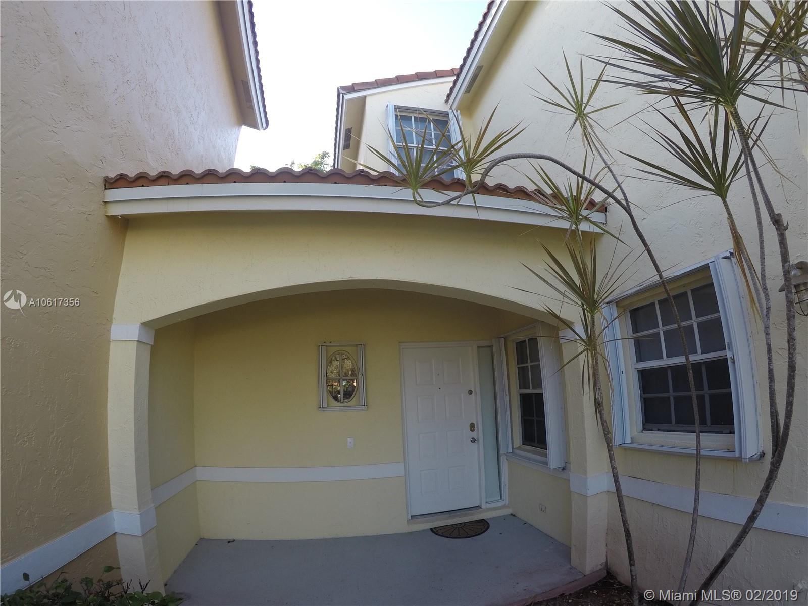 811 Southwest 178th Way Pembroke Pines, FL 33029 - Photo 10 of 51