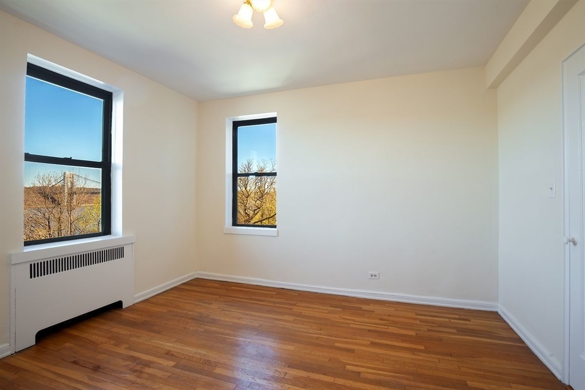 159-34 Riverside Drive West, Unit 5A Manhattan, NY 10032 - Photo 4 of 14