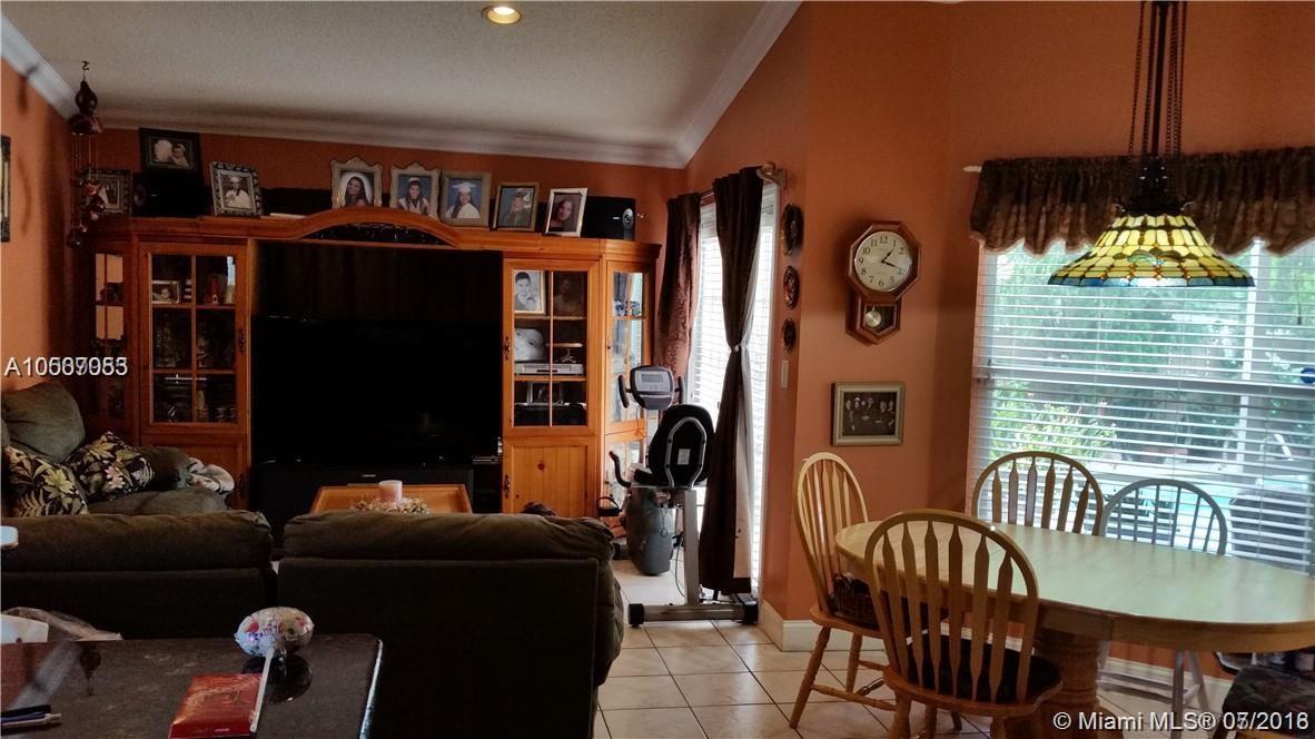 16012 Southwest 79th Terrace Miami, FL 33193 - Photo 8 of 9