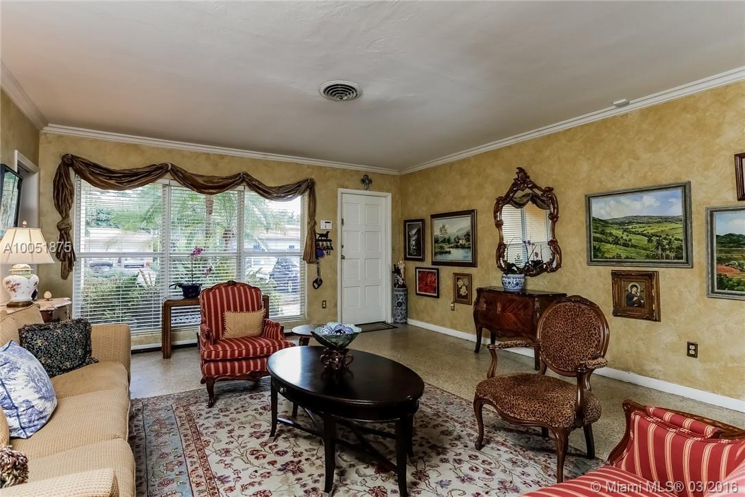 1429 Blue Road Coral Gables, FL 33146 - Photo 3 of 34 Gallery Image 3